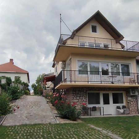 Gecse-Villa Sarospatak Bagian luar foto