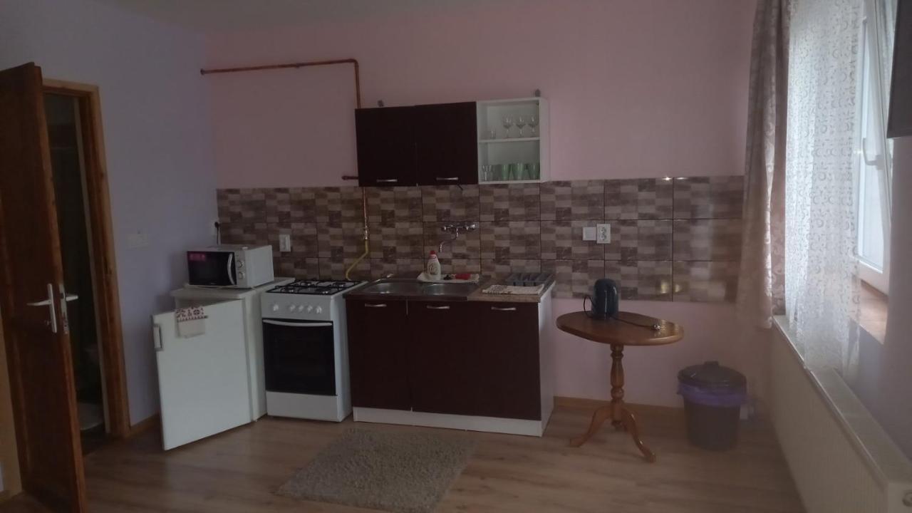 Gecse-Villa Sarospatak Bagian luar foto
